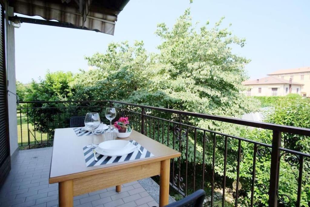 Il Vecchio Kiwi - House With Private Garden Oleggio Castello Exterior foto